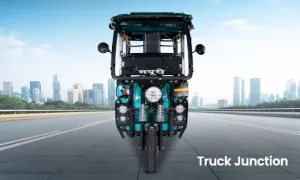 मयूरी प्रो फ्लेक्सी 60 VS टाटा ऐस ईवी