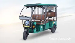 Indo Wagen Q8 Base STEEL VS Saarthi DLX