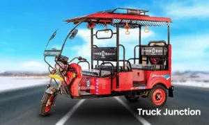 Indo Wagen Q8 Smart VS Tata Ace EV