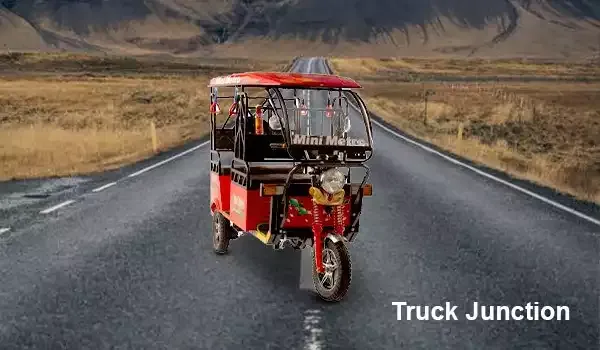 Mini Metro Red E Rickshaw 4-Seater/Electric
