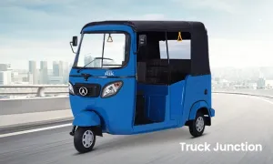 Atul Rik Petrol VS Bajaj RE Atul Rik Petrol VS Bajaj RE
