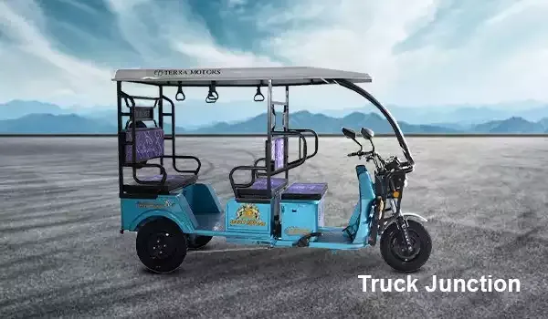 Terra Y4A Sumo Electric Rickshaw, Vehicle Capacity: 4+1 Seater