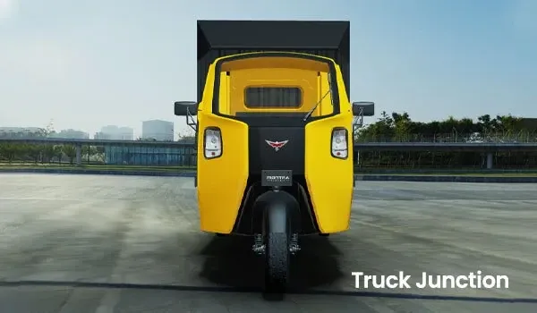 Montra Electric Super Delivery Van