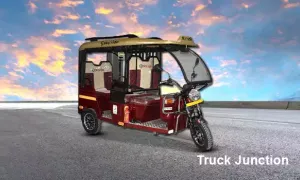 Skyride Super Deluxe ss VS Tata Ace EV