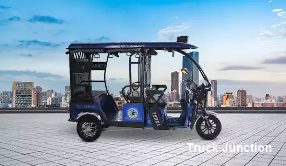 Club Car Terra Sumo Three Wheeler E Rickshaw
