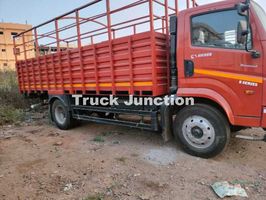 Eicher Pro 2110 