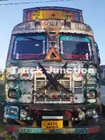 टाटा सिग्ना 3118.टी - 6x2 