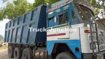 Tata Signa 3118.T 6x2 