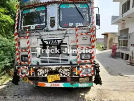 टाटा सिग्ना 3118.टी - 6x2 