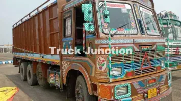 टाटा एलपीटी 3118 काउल